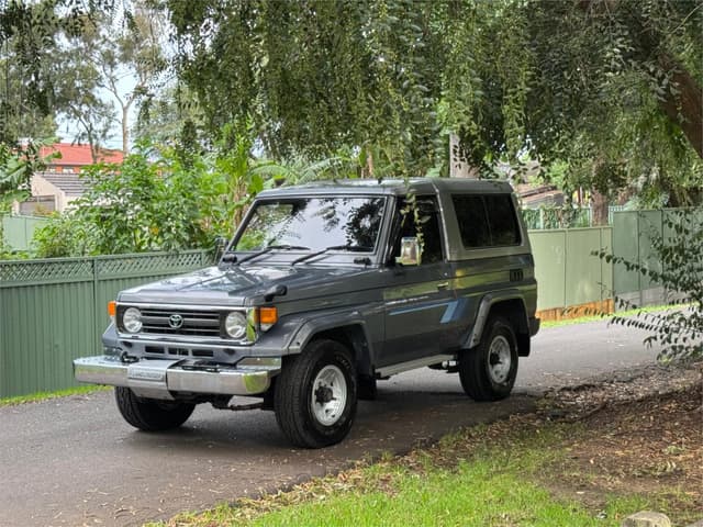 1999 Toyota Land Cruiser JDM car for sale — photo 15 of 25