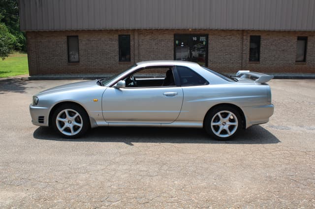 1998 Nissan Skyline JDM car for sale — photo 6 of 25