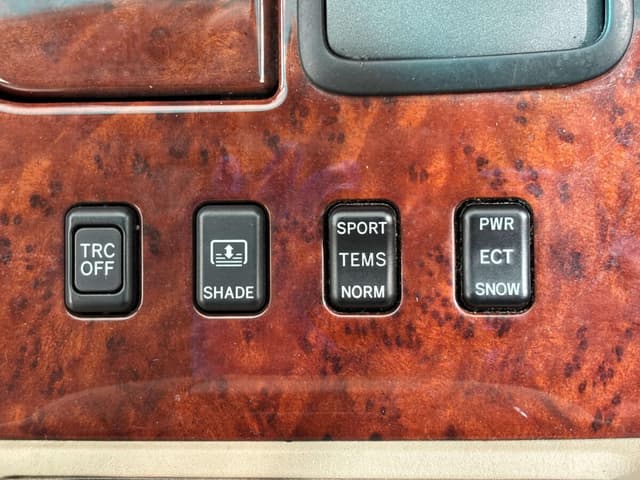 1999 Toyota Crown JDM car for sale — photo 19 of 25