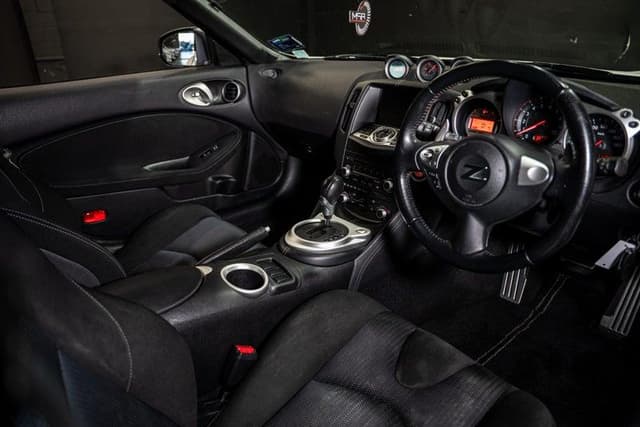 2009 Nissan Fairlady Z JDM car for sale — photo 13 of 13