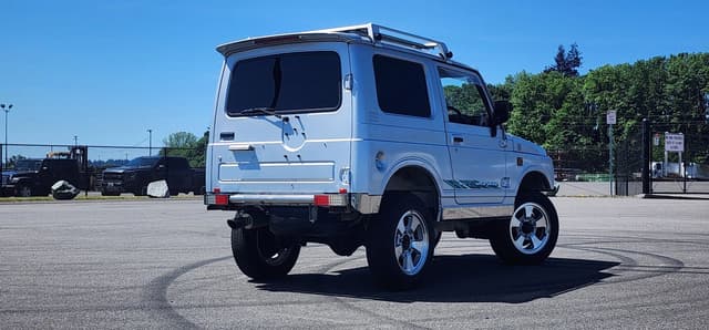 1997 Suzuki Jimny JDM car for sale — photo 5 of 10