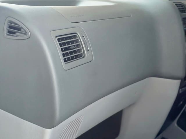 1996 Toyota Granvia JDM car for sale — photo 24 of 25