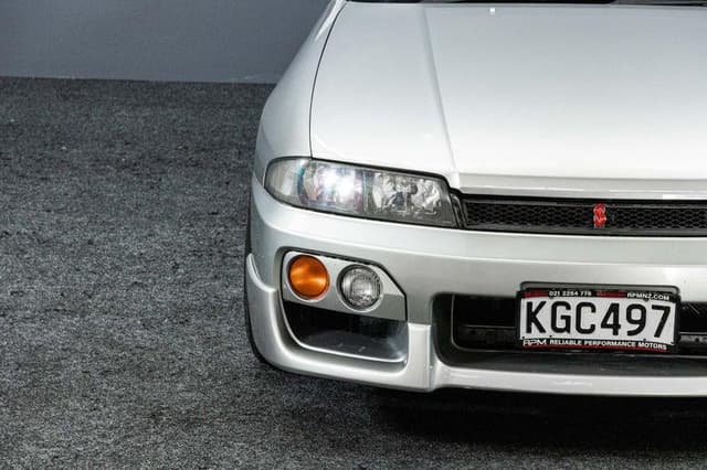 1996 Nissan Skyline JDM car for sale — photo 7 of 19