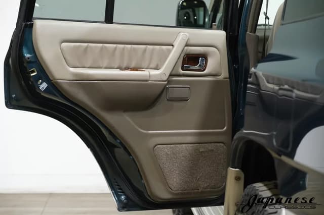 1997 Mitsubishi Pajero JDM car for sale — photo 25 of 25