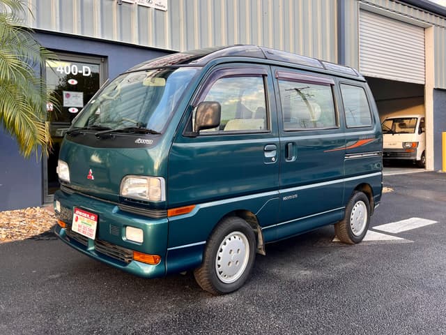 1995 Mitsubishi Bravo Minivan JDM car for sale — photo 3 of 25