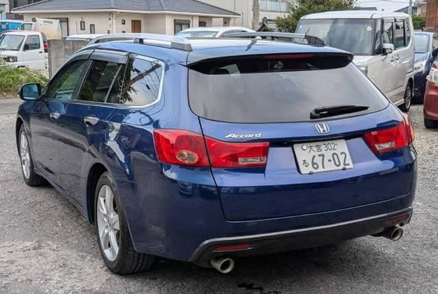 2009 Honda Accord JDM car for sale — photo 17 of 20