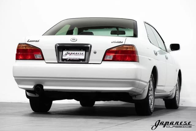 1997 Nissan Laurel JDM car for sale — photo 8 of 25