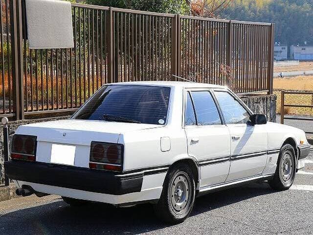 1983 Nissan Skyline JDM car for sale — photo 2 of 12
