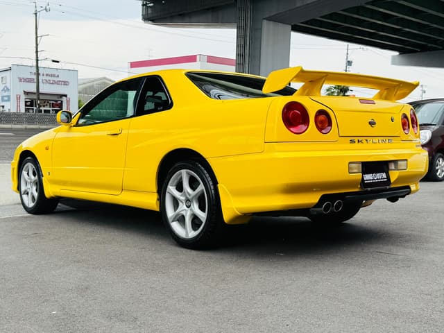 1998 Nissan Skyline JDM car for sale — photo 14 of 25
