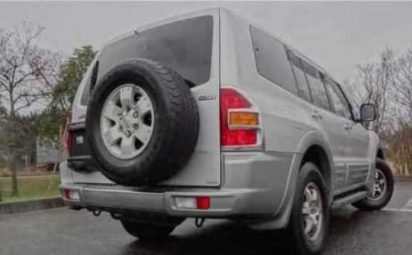 1999 Mitsubishi Pajero JDM car for sale — photo 4 of 11