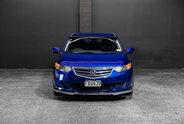 2009 Honda Accord JDM car for sale — photo 4 of 18