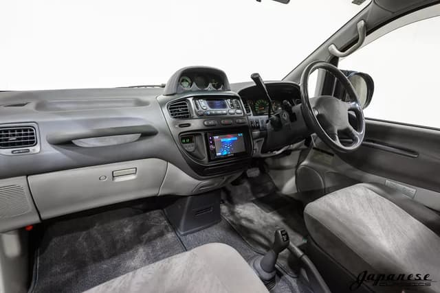 1994 Mitsubishi Delica JDM car for sale — photo 10 of 25