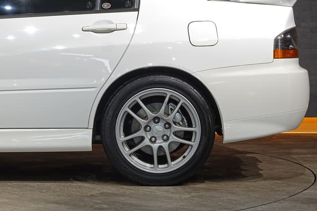 2006 Mitsubishi Lancer Evolution JDM car for sale — photo 12 of 25