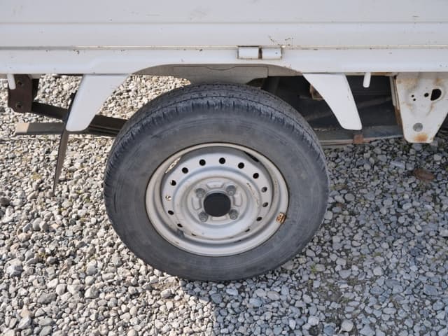 2001 Suzuki Carry JDM car for sale — photo 22 of 25
