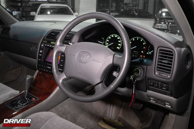 1997 Toyota Celsior JDM car for sale — photo 13 of 22