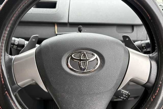 2008 Toyota Voxy JDM car for sale — photo 15 of 25
