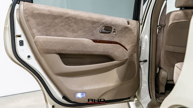 2000 Honda Odyssey JDM car for sale — photo 22 of 25