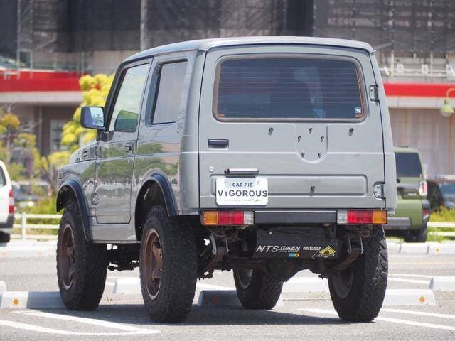 1995 Suzuki Jimny JDM car for sale — photo 6 of 20