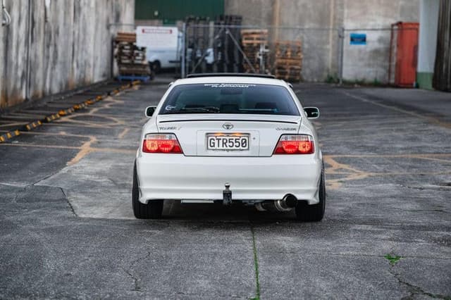 1998 Toyota Chaser JDM car for sale — photo 17 of 20