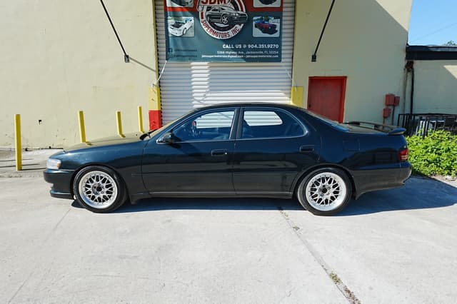 1994 Toyota Cresta JDM car for sale — photo 2 of 16