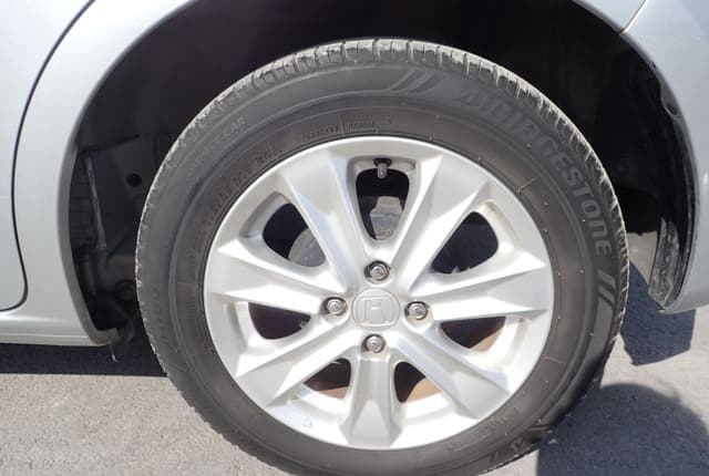 2011 Honda Fit JDM car for sale — photo 10 of 25