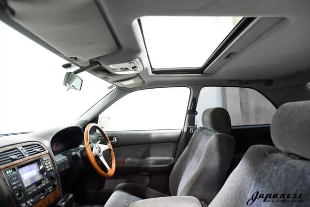 1996 Nissan Gloria JDM car for sale — photo 10 of 25
