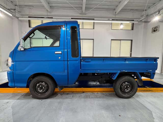 1999 Daihatsu Hijet JDM car for sale — photo 3 of 25