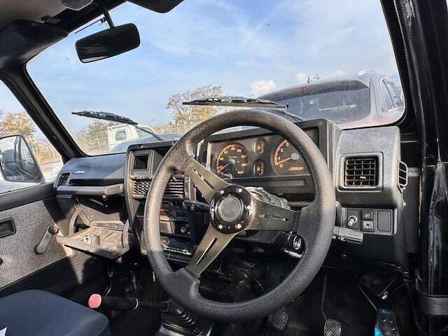 1990 Suzuki Jimny JDM car for sale — photo 3 of 7