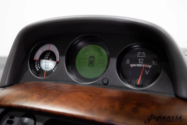 1999 Mitsubishi Delica JDM car for sale — photo 11 of 25