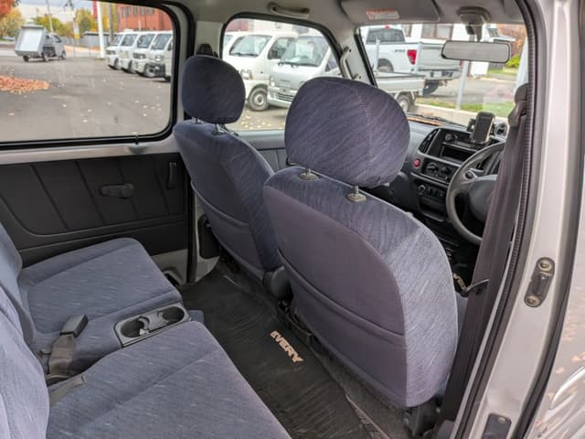 2001 Suzuki Every JDM car for sale — photo 16 of 23