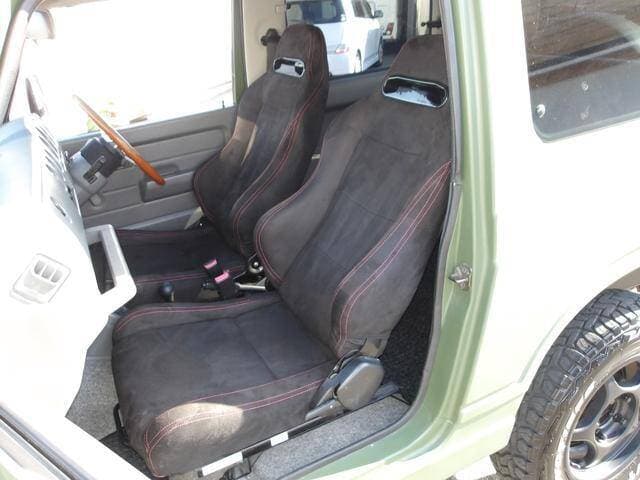 1998 Suzuki Jimny JDM car for sale — photo 11 of 20