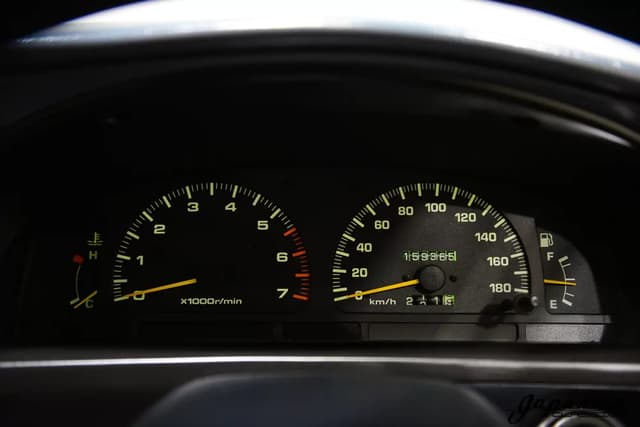 1997 Toyota Hilux JDM car for sale — photo 13 of 25