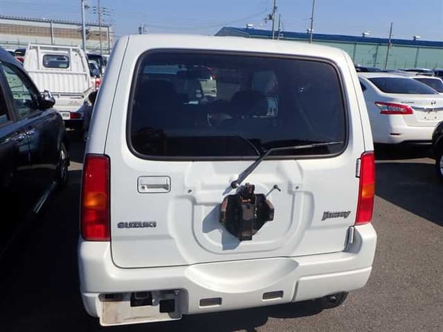 2000 Suzuki Jimny JDM car for sale — photo 8 of 21