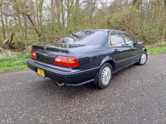 1993 Honda Legend JDM car for sale — photo 20 of 22
