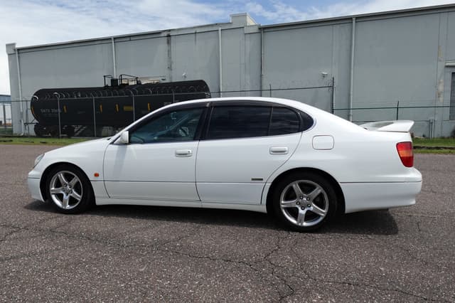 1999 Toyota Aristo JDM car for sale — photo 11 of 20