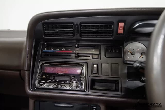 1996 Toyota HiAce JDM car for sale — photo 11 of 25