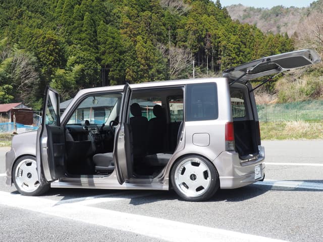 2002 Toyota JDM car for sale — photo 7 of 25
