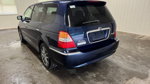 2001 Honda Odyssey JDM car for sale — photo 3 of 10