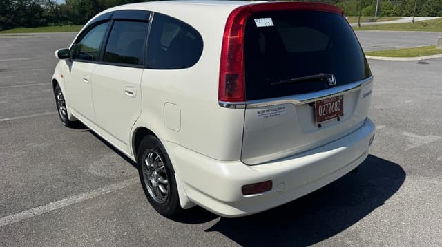 2001 Honda Stream JDM car for sale — photo 4 of 10