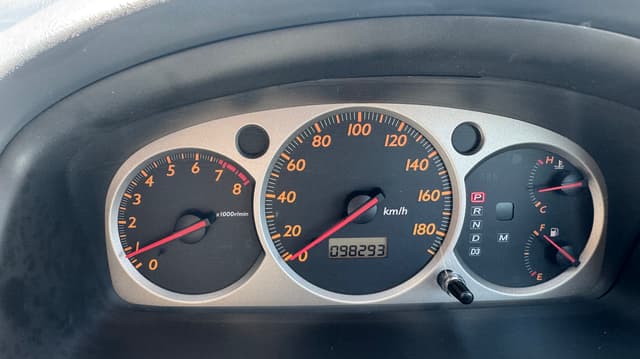 2001 Honda Stream JDM car for sale — photo 9 of 10