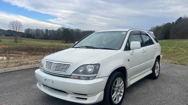 1999 Toyota Harrier JDM car for sale — photo 2 of 10