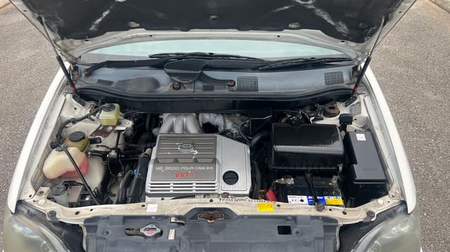 1999 Toyota Harrier JDM car for sale — photo 9 of 10