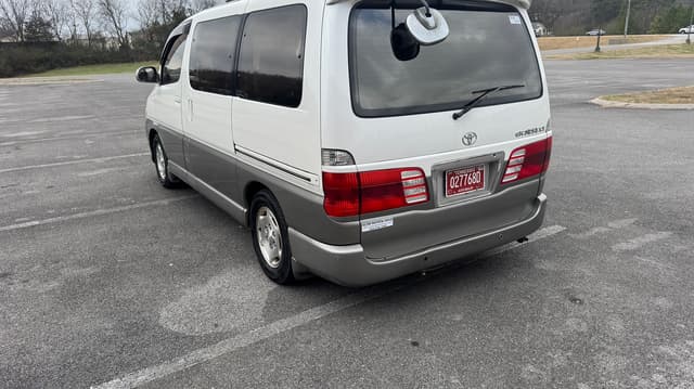 2000 Toyota Grand Hiace JDM car for sale — photo 4 of 10