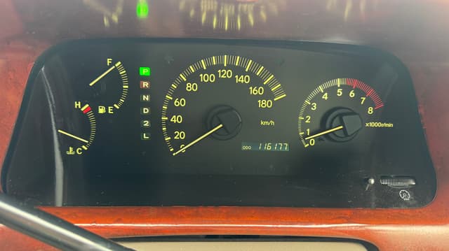2000 Toyota Grand Hiace JDM car for sale — photo 10 of 10