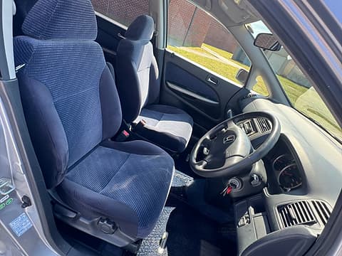 2000 Honda Stream JDM car for sale — photo 6 of 10