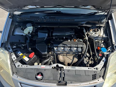 2000 Honda Stream JDM car for sale — photo 9 of 10