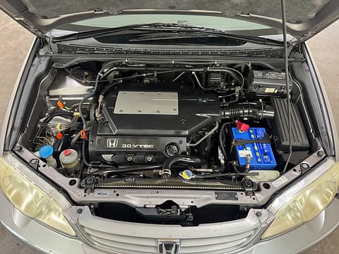 2001 Honda Odyssey JDM car for sale — photo 10 of 10
