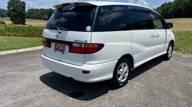2000 Toyota Estima JDM car for sale — photo 3 of 10