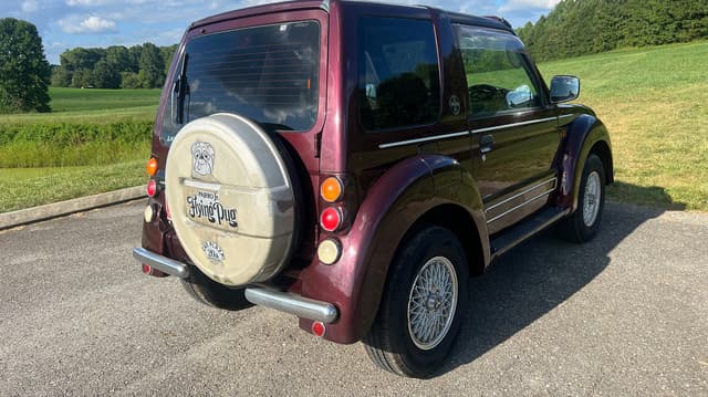 1998 Mitsubishi Pajero JDM car for sale — photo 4 of 8