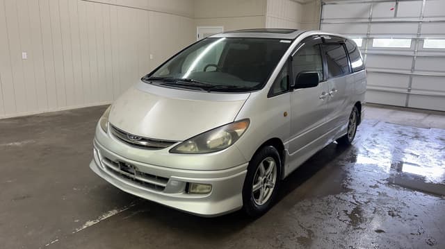 2000 Toyota Estima JDM car for sale — photo 2 of 10